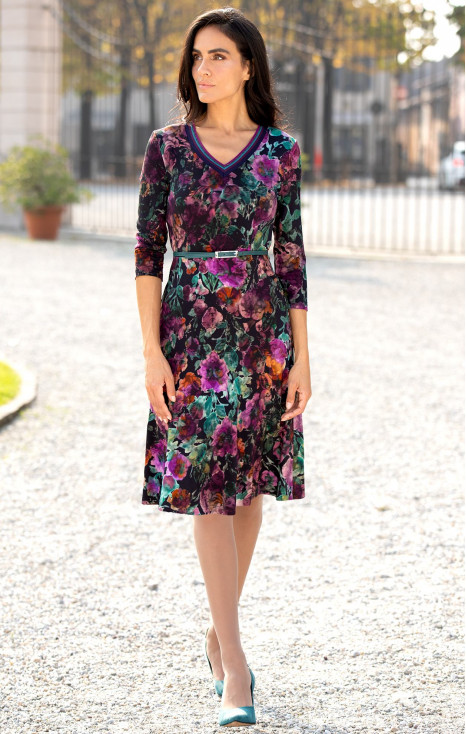 Stylish dress made of luxurious dense jersey in a beautiful floral print in Plum Purple, Amethyst, a