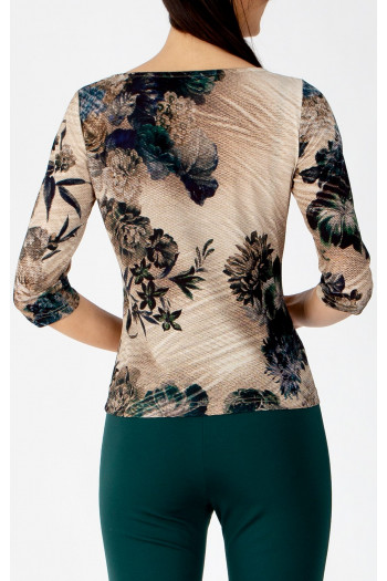 Stylish blouse in Beige with a dynamic floral print [1]