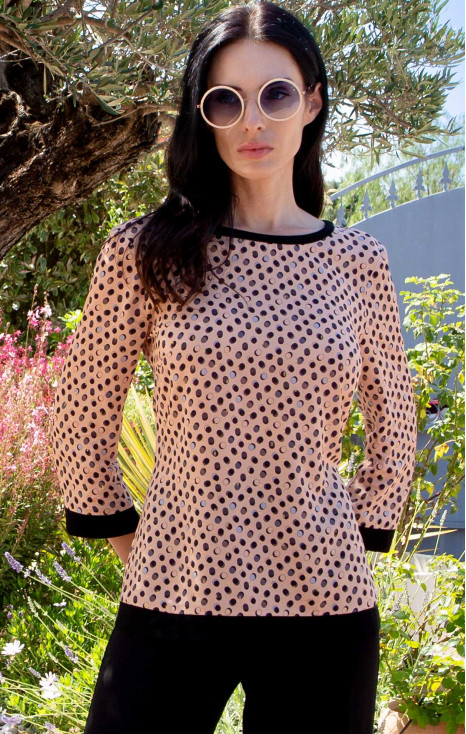 Viscose Top &ndash; Peach Beige & Dots