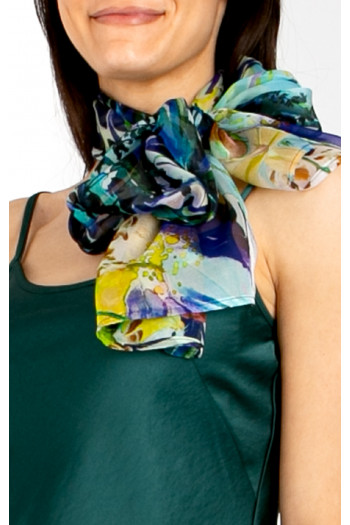 Luxury silk scarf with a delicate floral pattern [1]
