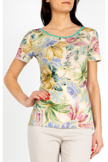 Fitted blouse in sandy beige with delicate floral motifs