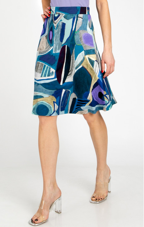 Short flared skirt made of lightweight knit fabric in a dynamic print in Navy Blue and Violet Tulip