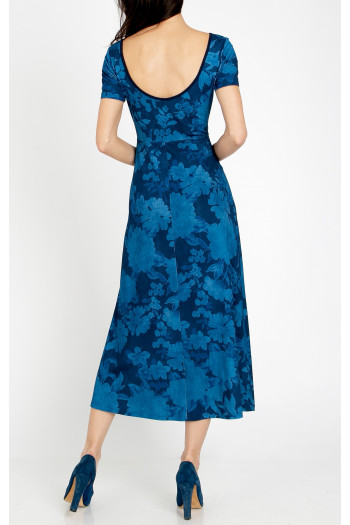 Elegant midi knit dress with a floral print featuring a denim effect [1]