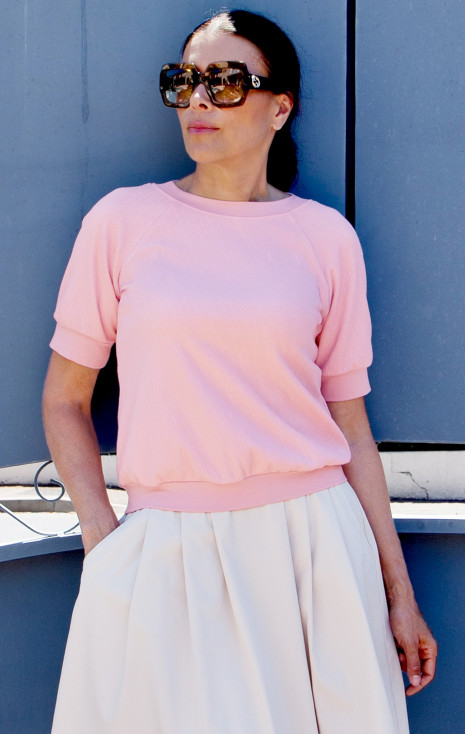 Loose-fit blouse made of cotton with a fine textured finish in Lotus