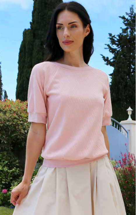 Loose-fit blouse made of cotton with a fine textured finish in Lotus
