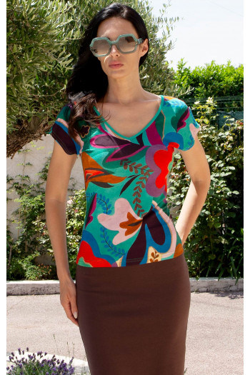 Summer blouse with a vibrant floral print in bright colors