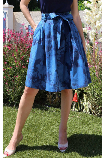 Flared cotton skirt with a denim effect and floral print